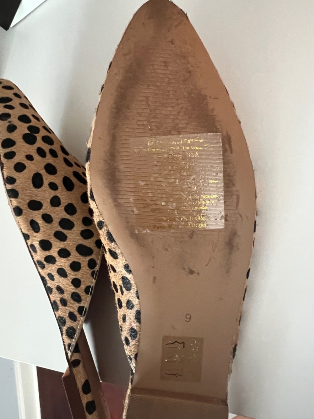 Madewell Leopard-Print Pointed Slip-On Mules in Tan and Black - Picture 4 of 5